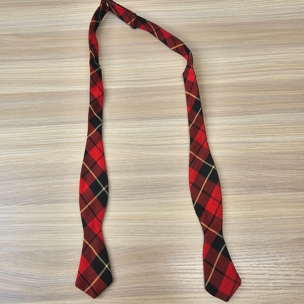 VINTAGE 50s Lumberjack Wool Self Bow Tie Mens Red Black Plaid Tartan Holiday Ivy